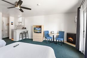 Crown Motel