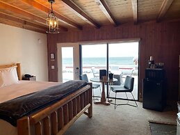 Crown Motel