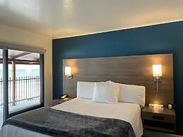Crown Motel