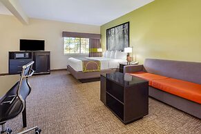 Super 8 by Wyndham Emmetsburg