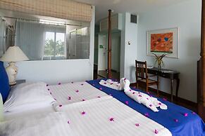 Blue Haven Hotel