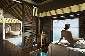 Four Seasons Maldives at Landaa Giraavaru