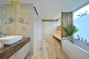 Twin Lotus Resort and Spa - ADULT ONLY