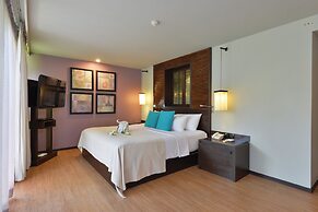 Twin Lotus Resort and Spa - ADULT ONLY