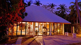 Twin Lotus Resort and Spa - ADULT ONLY