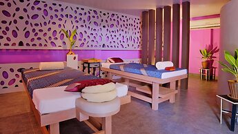 Twin Lotus Resort and Spa - ADULT ONLY