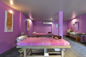 Twin Lotus Resort and Spa - ADULT ONLY