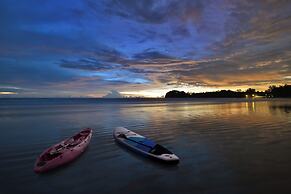 Twin Lotus Resort and Spa - ADULT ONLY