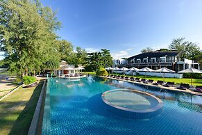 Twin Lotus Resort and Spa - ADULT ONLY