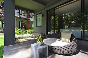 Twin Lotus Resort and Spa - ADULT ONLY