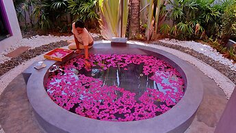 Twin Lotus Resort and Spa - ADULT ONLY