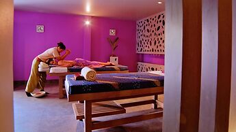 Twin Lotus Resort and Spa - ADULT ONLY