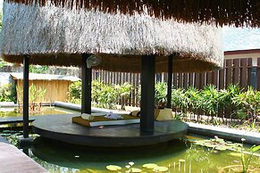 Twin Lotus Resort and Spa - ADULT ONLY