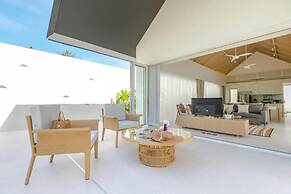 Twin Lotus Resort and Spa - ADULT ONLY