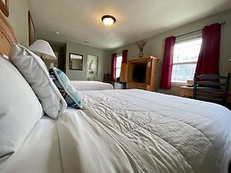 Rugged Country Lodge