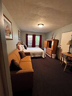 Rugged Country Lodge