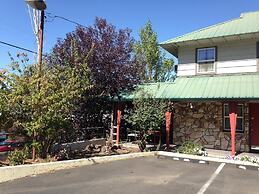 Rugged Country Lodge