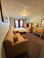 Rugged Country Lodge