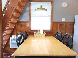 Stone Mountain Lodge and Cabins