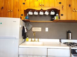 Stone Mountain Lodge and Cabins