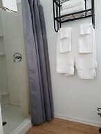 Stone Mountain Lodge and Cabins