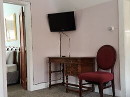 Stone Mountain Lodge and Cabins