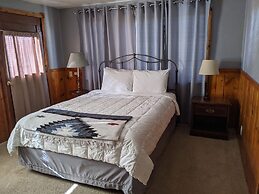 Stone Mountain Lodge and Cabins