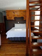 Stone Mountain Lodge and Cabins