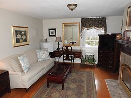 Magnolia Manor B&B Inn