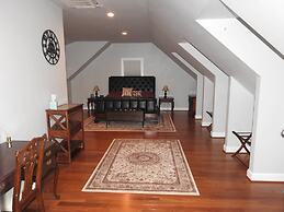 Magnolia Manor B&B Inn