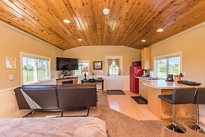 Juan de Fuca Waterfront Hotel & Cottages