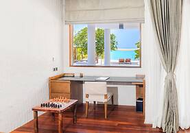 Hideaway Beach Resort & Spa