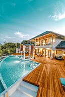 Hideaway Beach Resort & Spa