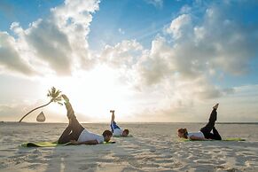 Hideaway Beach Resort & Spa