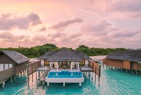 Hideaway Beach Resort & Spa