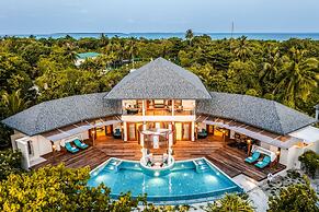 Hideaway Beach Resort & Spa