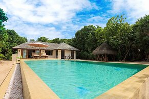 Hideaway Beach Resort & Spa