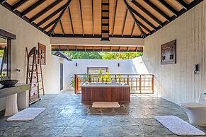 Hideaway Beach Resort & Spa