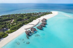 Hideaway Beach Resort & Spa