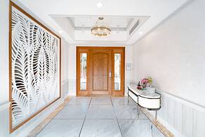 Hideaway Beach Resort & Spa