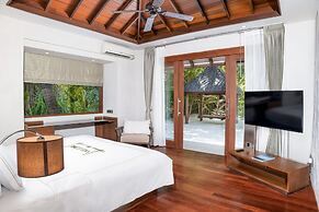 Hideaway Beach Resort & Spa