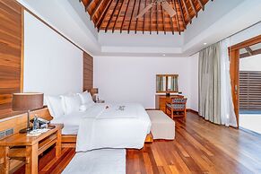 Hideaway Beach Resort & Spa