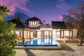 Hideaway Beach Resort & Spa