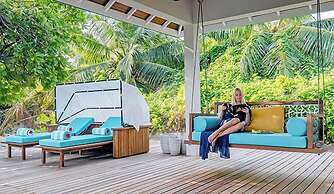 Hideaway Beach Resort & Spa