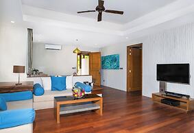 Hideaway Beach Resort & Spa