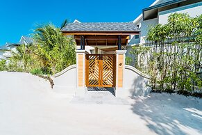 Hideaway Beach Resort & Spa