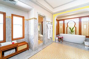 Hideaway Beach Resort & Spa