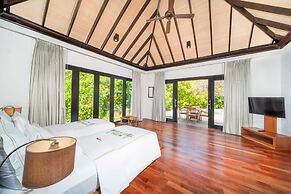 Hideaway Beach Resort & Spa