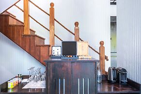 Hideaway Beach Resort & Spa