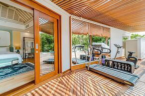 Hideaway Beach Resort & Spa